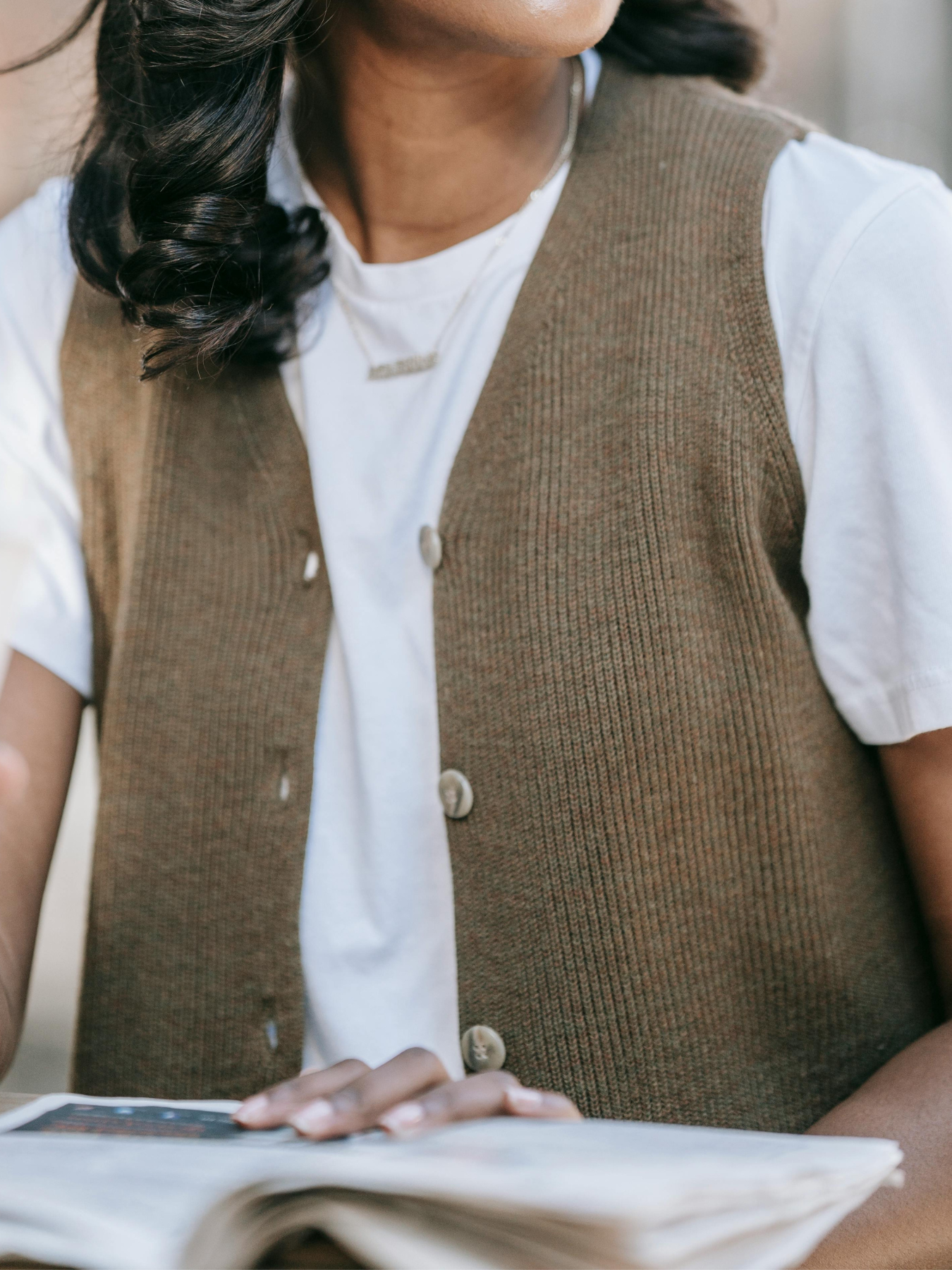 WOMAN VEST & HOODIE