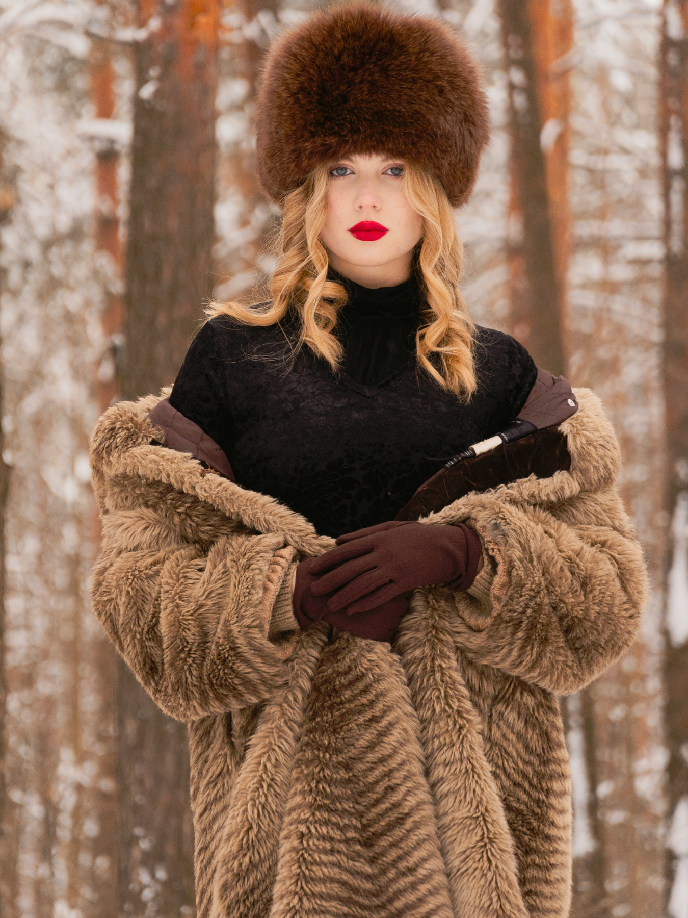 WOMAN WINTER